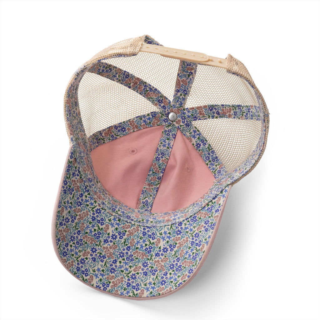 Women's Washed Mesh-Back Cap “Blessed”